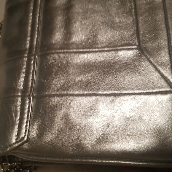 Ann Taylor Silver Leather Purse🖤 - Picture 9 of 9